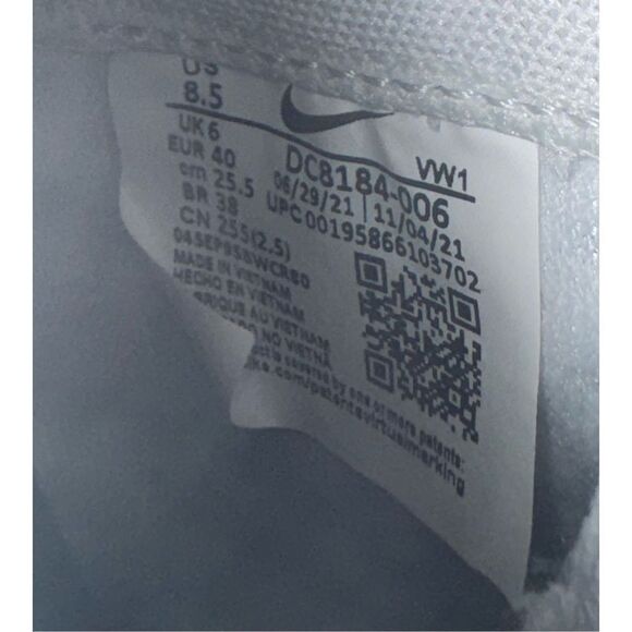 White Nike Renew Run Sneakers - Picture 6 of 7